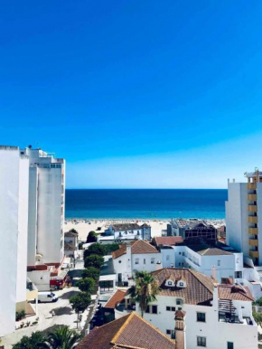 Apartamento com vista-mar na Praia da Rocha, Portimão